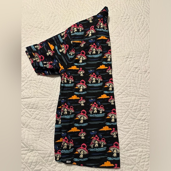 Neff Button Down Short Sleeve Shirt - Picture 3 of 4